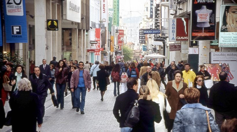 Εφιαλτικά τα σενάρια για τη μείωση του πληθυσμού της Ελλάδας – Μόλις 8,3 εκατομμύρια το 2050